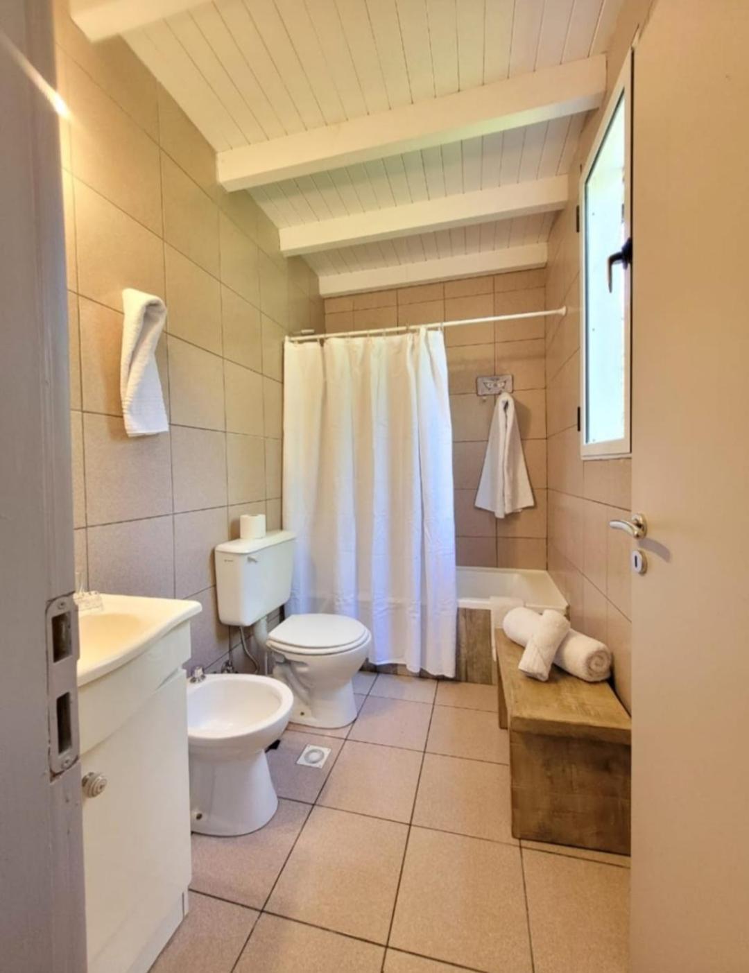 Villa Nirebosque, Casas De Pueblo à Villa La Angostura Extérieur photo